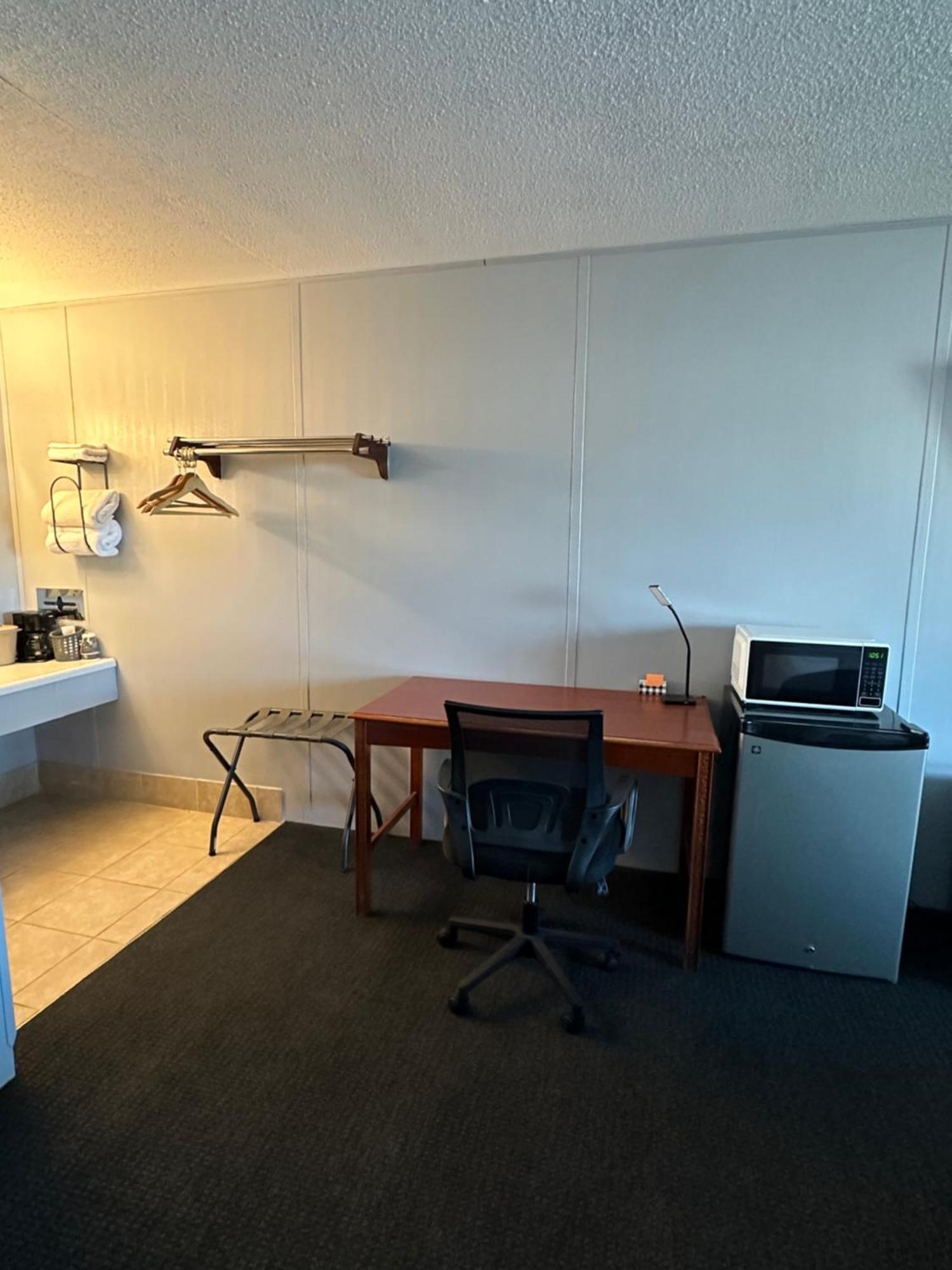 Paxton Inn Motel エクステリア 写真